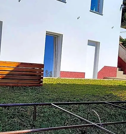 House Nobrega Of * Madeirã